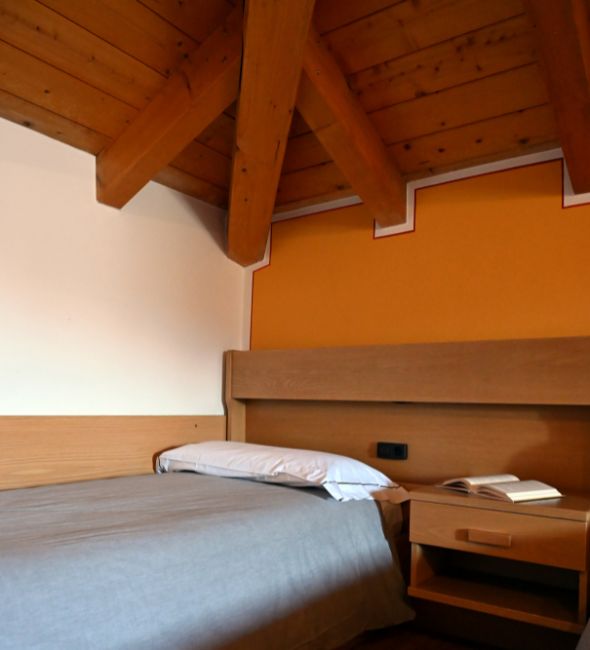 Garnì Castel Ferari - Bed and Breakfast Val di Non (4).jpg